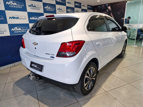 Chevrolet Onix 1.4 MPFI LTZ 8V FLEX 4P AUTOMÁTICO
