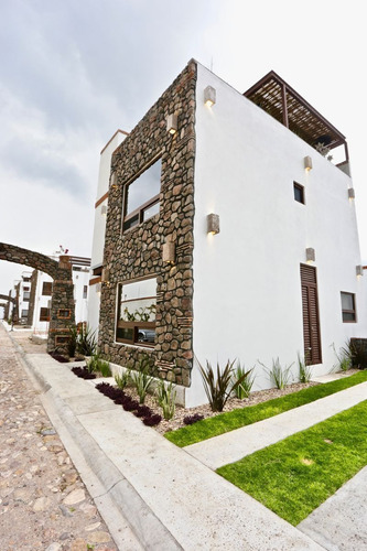 Imagen 1 de 30 de Casa En Venta Residencial Casa Luna Excelente Ubicación, S