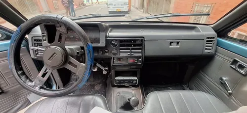 Mazda B2200 2.2 B2200