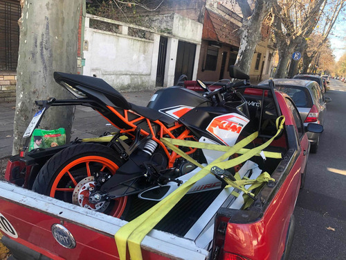 Imagen 4 de 5 de Traslados Auxilio Motos Grúa Cuatri Remolque Urg Al Interior