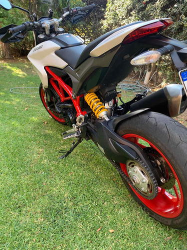 Imagen 9 de 19 de Ducati Hypermotard 939