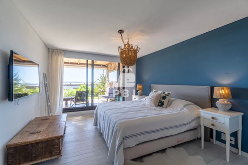 Alquiler Temporario De Apartamento 3 Dormitorios En Lomo De La Ballena, Punta Ballena