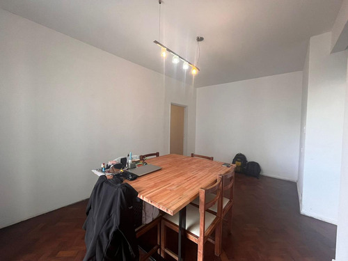 Venta - Departamento De Tres Dormitorios Con Balcón En Centro Río, Rosario