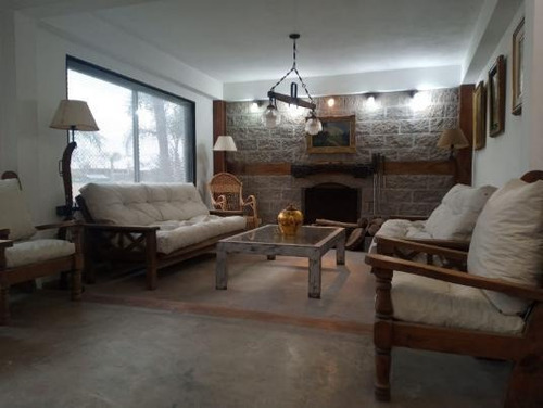 Imagen 11 de 25 de Exelente Casa Quinta En La Zona De Cañuelas - 4 Dor. Escritorio Y Oficina