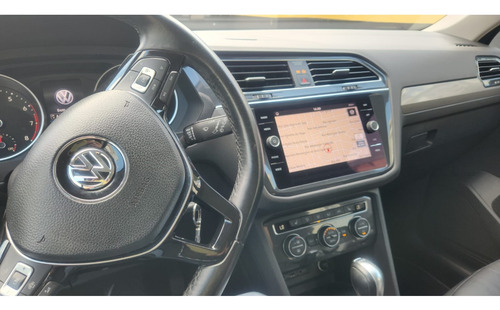 Volkswagen Tiguan 1.4 250 TSI TOTAL FLEX ALLSPACE COMFORTLINE TIPTRONIC