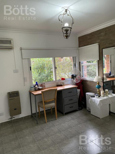 Venta Increíble Casa Con Piscina En Country Banco Provincia