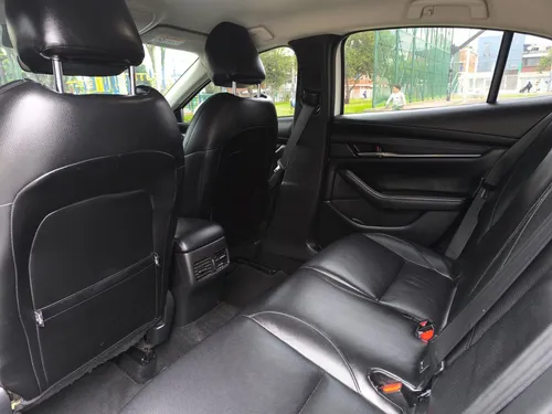 Mazda 3 2.0 Touring