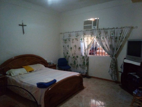 Imagen 7 de 11 de Casa En Urb. Dos Lagunas, Santa Teresa