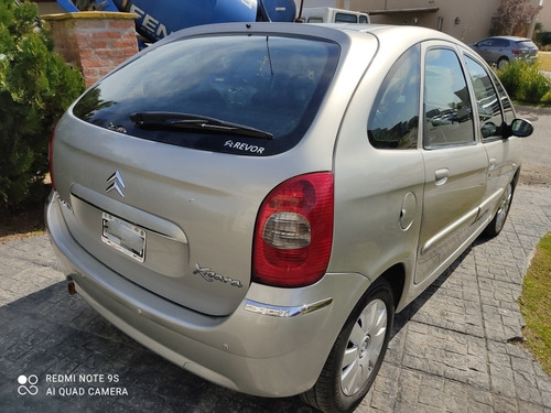 Imagen 3 de 10 de Citroën Xsara Picasso 2011 1.6 Fase2 I Exclusive