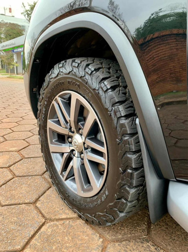 Imagen 8 de 10 de Toyota Fortuner La Más Full