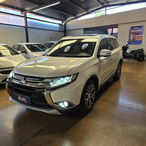 Mitsubishi Outlander 3.0 GT 4X4 V6 24V GASOLINA 4P AUTOMÁTICO