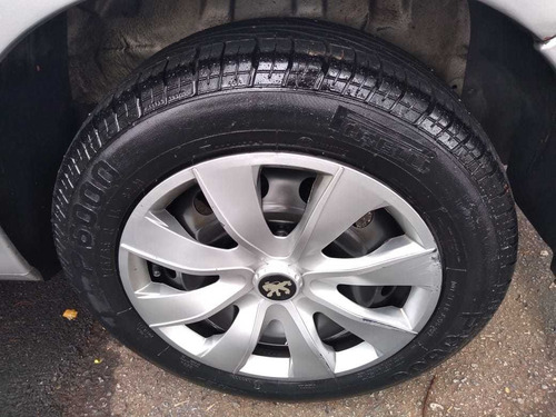 Peugeot 206 2008 1.4 Presence Flex 5p