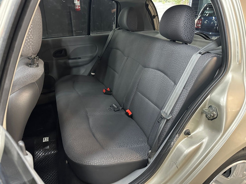 Renault Clio 2 F2 1.2 5 P. PACK PLUS