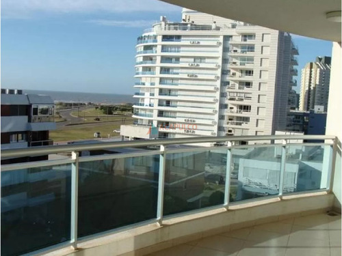 Apartamento Ubicado En Parada 6 De La Brava A 100 Metros Del Mar. Amenities