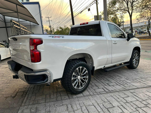 Chevrolet Cheyenne LT CAB REG