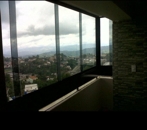 Imagen 7 de 10 de Reparacion De Rejas Y Toldos De Aluminio Ventanas Panorámica