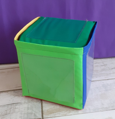 Imagen 3 de 8 de Cubo De Gomaespuma 15x15x15 Con Cierre + 6 Bolsillos
