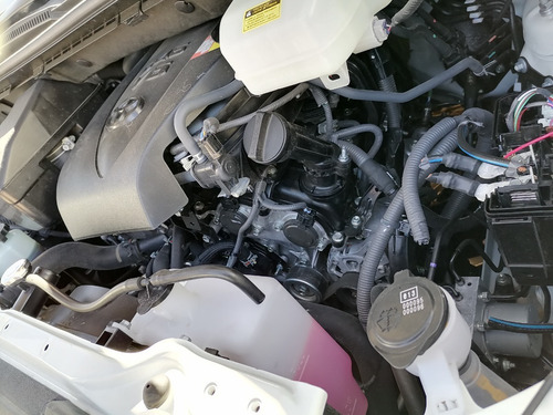 Imagen 8 de 11 de Desarmo Toyota Hiace V6 Año 2020 Pasajera Por Partes