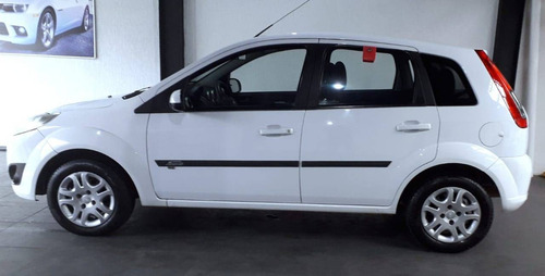 Imagem 4 de 9 de Ford Fiesta 1.6 Rocam Se 8v Flex 4p Manual