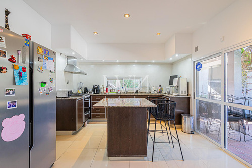 Venta Casa En Barrio San Francisco , Villanueva