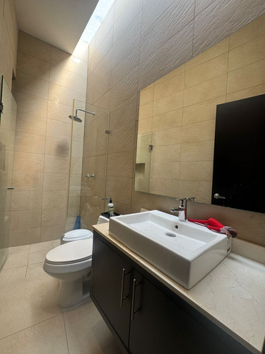 Casa En Venta, Lomas Verdes, 4 Recámaras.