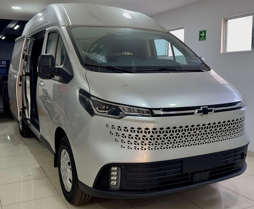 Chevrolet Express Max 2025