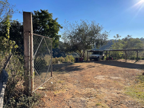 Terreno En Venta En Santa Rosa Con Acceso Vehicular Y Ojo De