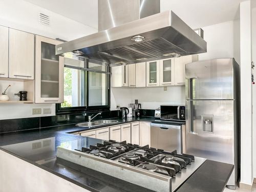 Imagen 15 de 30 de Casa En Venta Al Rio - Barrio Santa Catalina Villa Nueva Tigre