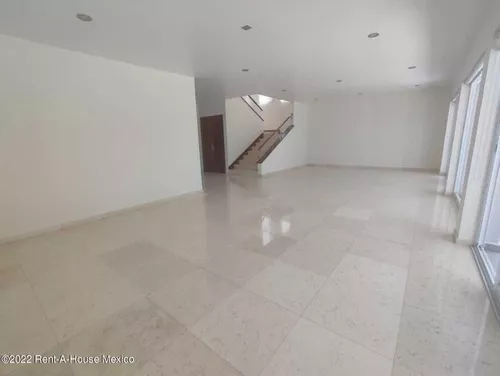 Casas en Venta en Querétaro, 5 baños o más | Metros Cúbicos