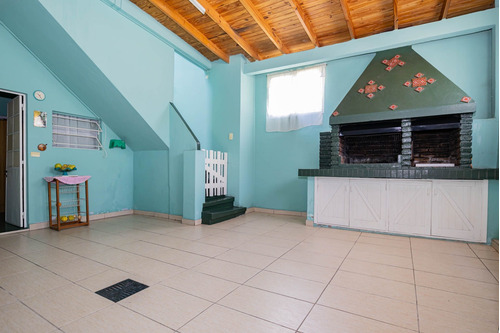 Imagen 25 de 30 de Casa Con Taller-pileta En Venta 5 Amb. La Tablada