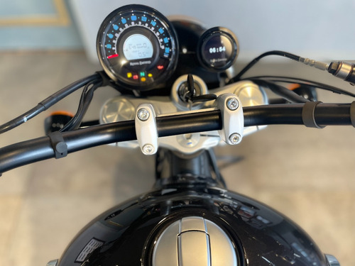 Royal Enfield Super Meteor 650
