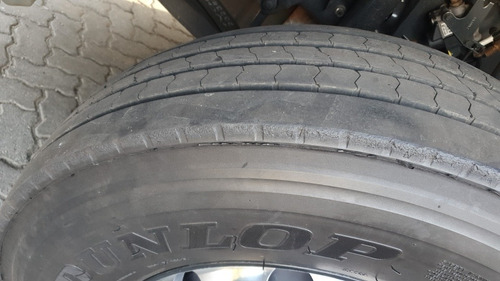 Imagem 6 de 10 de Volvo Fh540