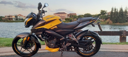 Bajaj Rouser 200 Ns Con Todos Los Service Oficiales