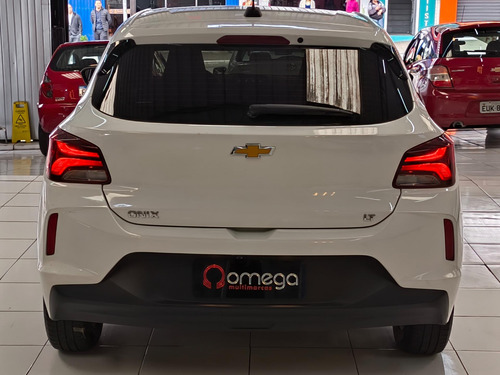 Chevrolet Onix ONIX HATCH LT 1.0 12V Flex 5p Mec.