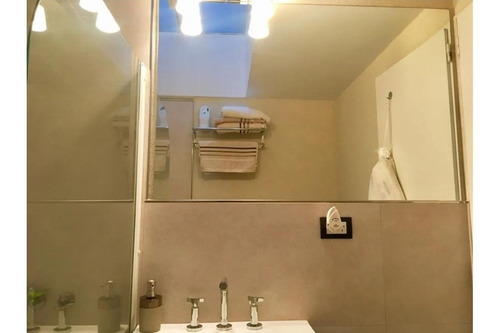 Triplex Con Cochera Y Terraza | Excelente Estado Y Detalles