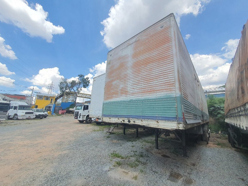 Imagem 6 de 14 de Carreta Baú