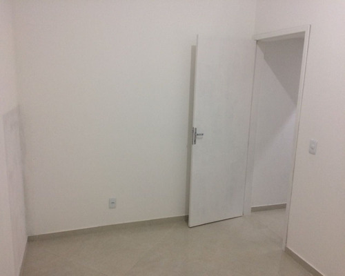 Sala - Lc233 - 32972664