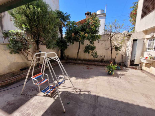 Casa En Venta En Haedo Sur