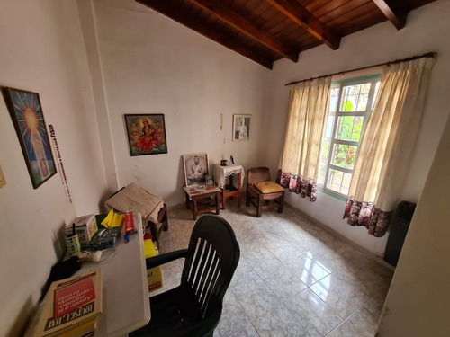 Venta 4 Ambientes ,patio Y Terraza