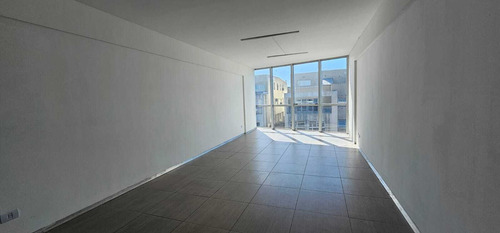 Oficina En Venta En 46 Plaza, Pilar, G.b.a. Zona Norte