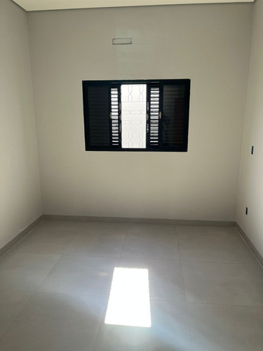 Casa Com 3 Quartos E Suite