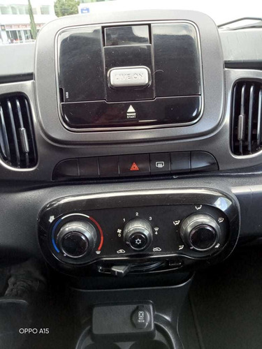 Imagen 13 de 15 de Fiat Mobi 2018 1.0 Like Mt