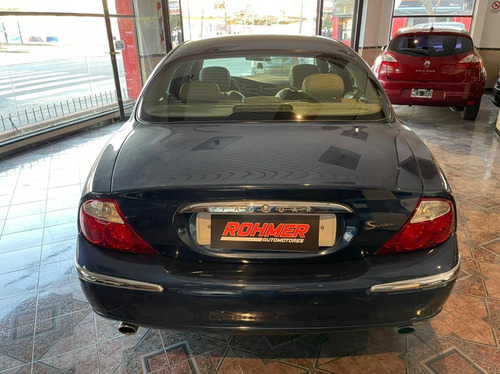 Imagen 10 de 14 de Jaguar S-type 4.0 V8 H 1999