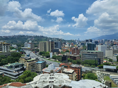 Cgi+ Luxury Vende Apartamento, Lomas De Las Mercedes Caracas