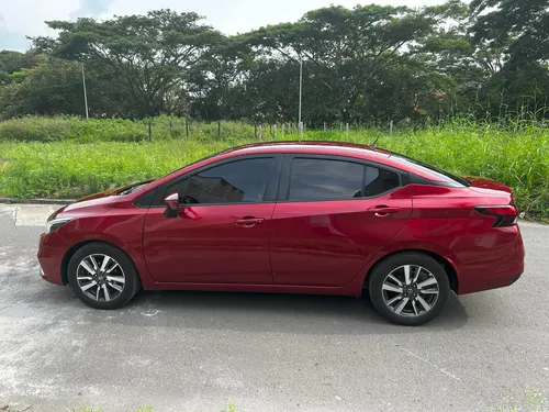 Nissan Versa 1.6 Advance