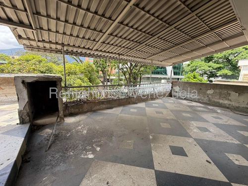 Edificio En Las Mercedes #25-19603 Dreidy G