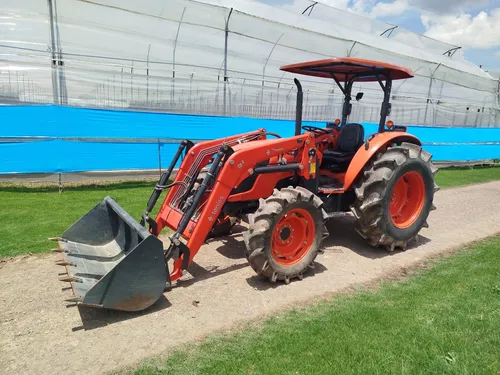 Tractor Kubota M7040