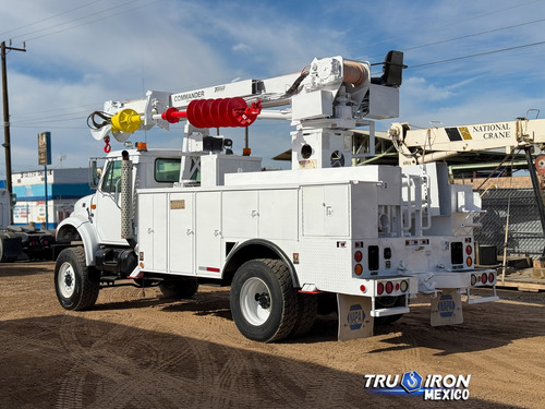 Grua Barrena 1999 International 4700 Con Terex De 11.72 Ton
