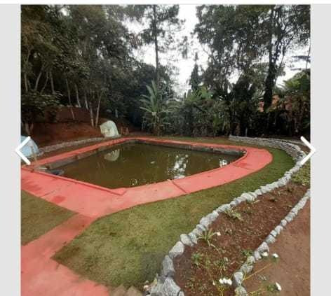Imagem 7 de 14 de Chácara Em Suzano 4.600mts, Muita Água, Piscina E Lago, Nasc