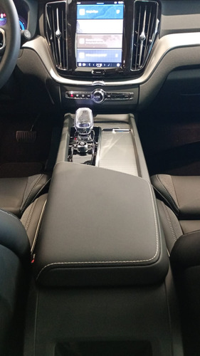Volvo Xc60 Ultimate Dark T8